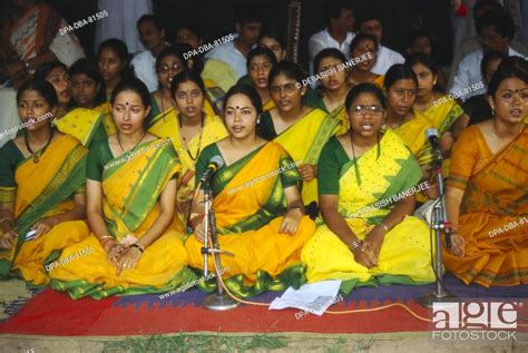 Singing Of Rabindranath Songs Shantiniketan Calcutta West Bengal