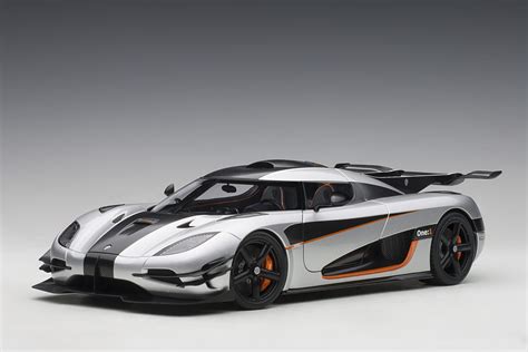 Koenigsegg One:1 (Moon Grey / Carbon with Orange Accents) | AUTOart