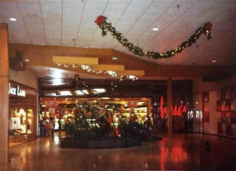 Mall Stores Of The 80s And 90s We Miss A Look Back