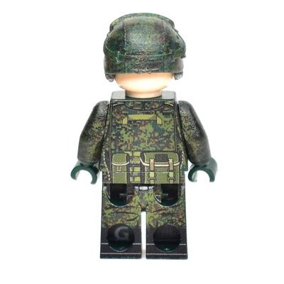 Российский Солдат, камуфляж цифра. Тяжелый бронежилет. Шлем 6Б47 с ...