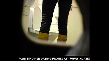 Rubia amateur inodoro coño culo oculto cámara espía voyeur joven pareja amateur XVIDEOS