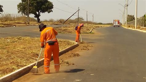 Prefeitura Intensifica O Trabalho De Limpeza Nas Avenidas De Araguari