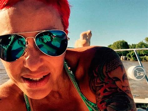 Maduritas Muy Hot Las Fotos Caseras De Daniela Cardone Y Sus Amigas Elonce