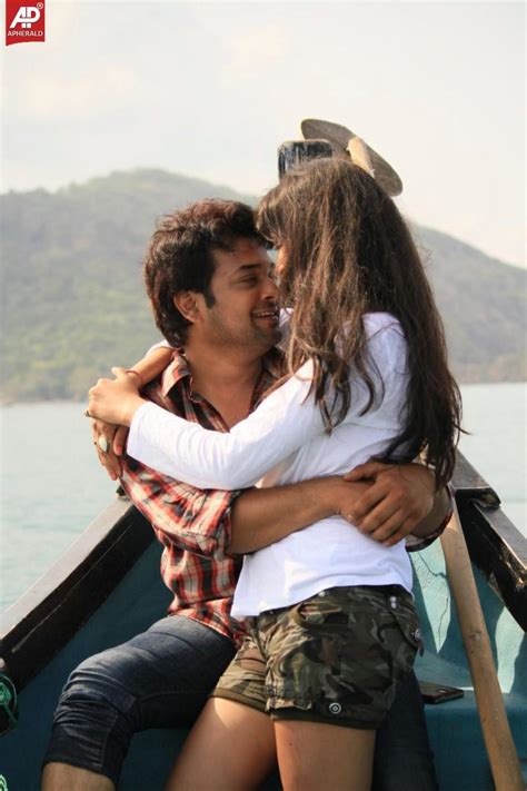 Inka Emi Anukoledu Movie Hot Stills