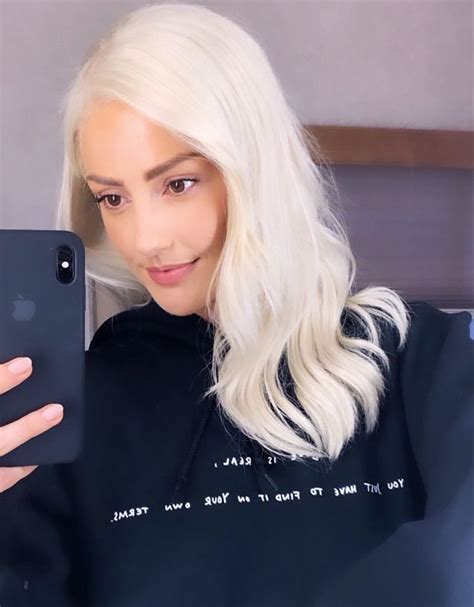 Minka Kelly Platinum Blonde Hair Platinum Blonde Hair Platinum Blonde Blonde