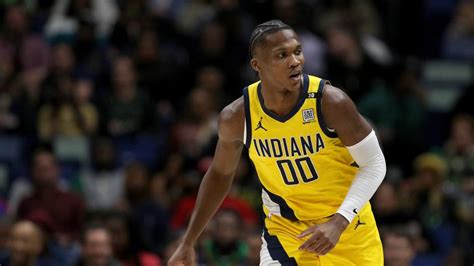 pacers bennedict mathurin  undergo shoulder surgery   season