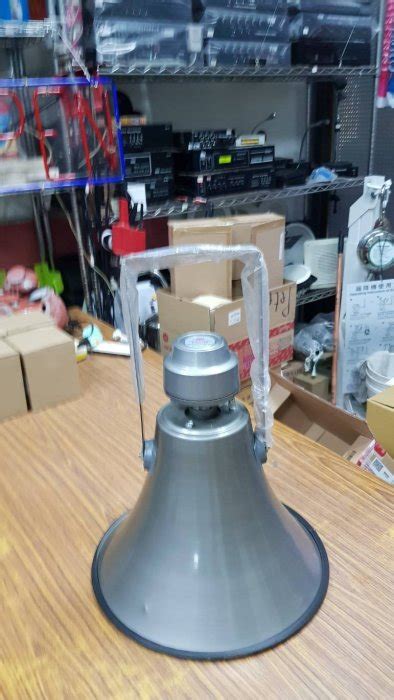 Pa廣播音響器材 室外防水號角喇叭16吋 100w 廣播設備 廣播音響 選舉造勢必備 台製 Yahoo奇摩拍賣