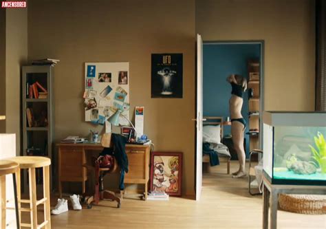 Naked Lisa Wagner In Kommissarin Heller