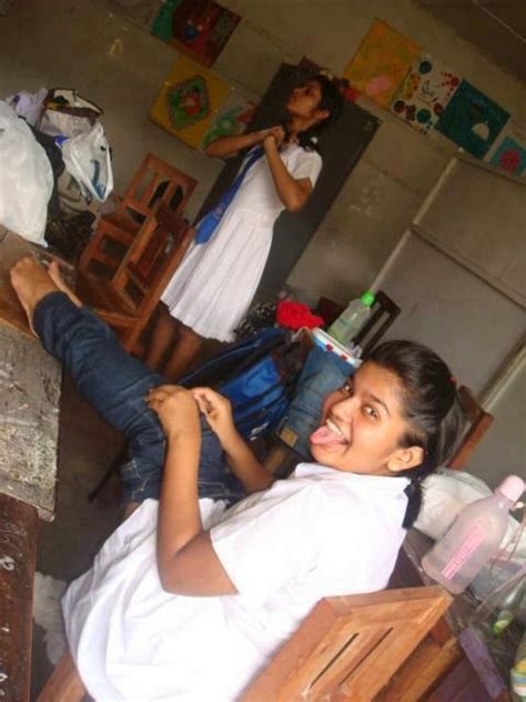 Sri Lankan Sexy Girls Sri Lankan Hot Kello Sri Lankan Facebook Kello Randoms