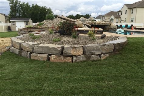 Armour Stone Retaining Walls Services In Ottawa ON