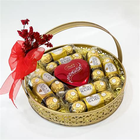 Explore Our Delectable Chocolate Gift Baskets