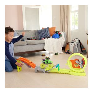 Amazon Hot Wheels Monster Trucks Track Set With Toy Trucks Oversized Skelesaurus