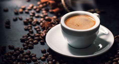 Americano Vs Espresso - What's The Difference? - DrinkStack