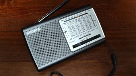 Review: XHDATA D-219 Short Wave Radio Receiver
