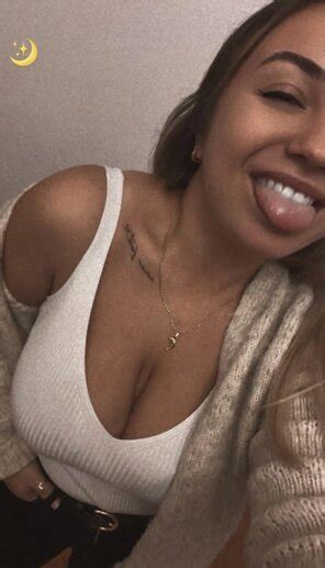 ZelihaWhore Friends Enjoying Adult Pleasures 45 Porn Pic