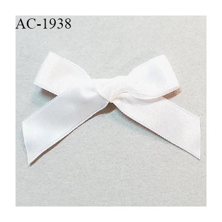 Noeud lingerie satin couleur naturel haut de gamme largeur 60 mm hauteur 50 mm prix à l unité