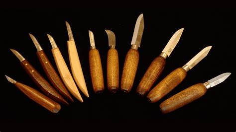 7 Types of Wood Carving & Whittling Knives and Uses