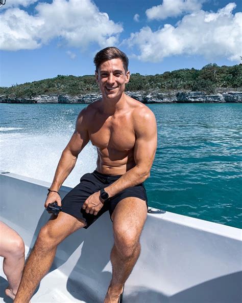 Photos Videos Netflix Too Hot To Handle Page LPSG