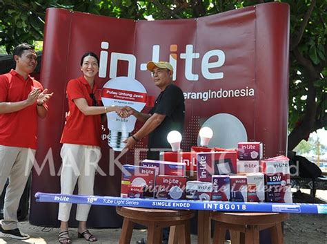 foto  lite led terangindonesia donasikan  lampu  pulau