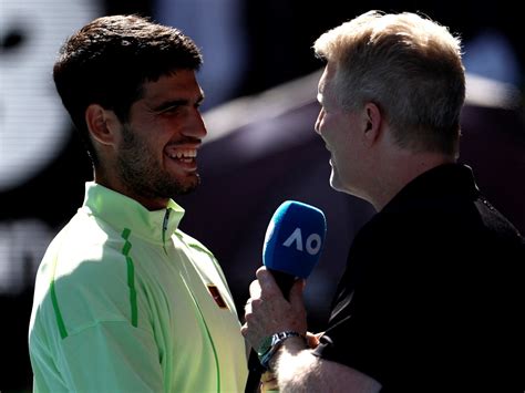 Carlos Alcaraz brilla con luz propia en el Abierto de Australia