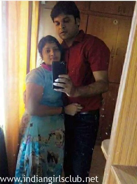 Real Life Indian Desi Cute Bhabhi Nude With Husband MMS Indian Girls Club