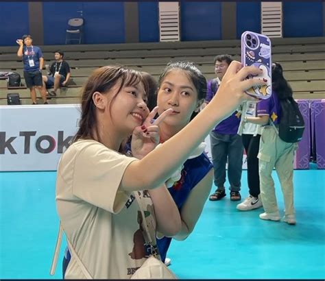 Hot Girl B Ng Chuy N Vi T C H Ng Ch C Ng K Nh V Y Quanh Nhan S C C N O M I Th Th I Xin