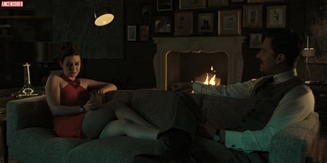 Emma Paetz Nude Pics Page