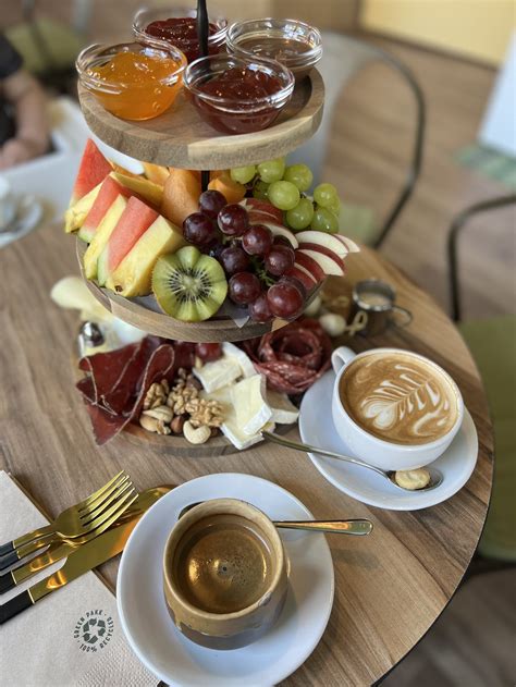 Ferdinand Coffee: Kaffee und Brunch in Bern mit Kindern — Bärner Mamis