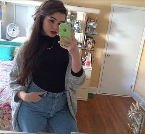 Joven De Talla Grande Recibe Ola De Cr Ticas Tras Posar En Bikini En Campa A Sin Photoshop