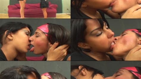 HOT KISSES GIANT TOP GIRL DAYANE CLIP EXCLUSIVE MF FANTASTIC KISSES MF Clips Sale