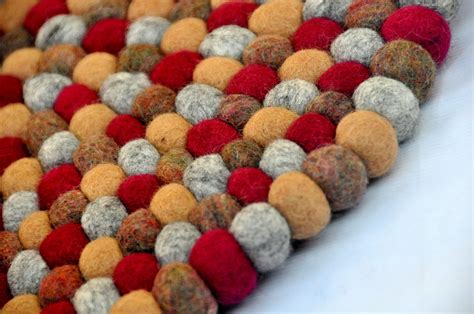 90 300 Cm Felt Ball Rug Handmade In Nepal Felted Ball Rugs Etsy