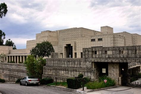 The Iconic Architecture Of Frank Lloyd Wright My Modern Met