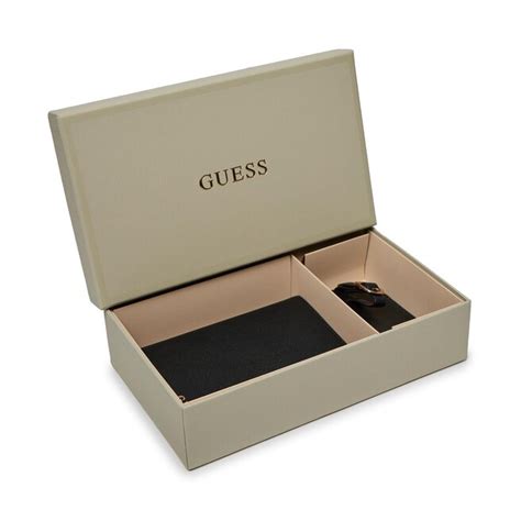 Geschenkset Guess Gift Box GFBOXW P4105 Schwarz | eschuhe.de