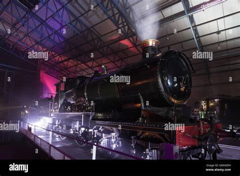 Classic train hi-res stock photography and images - Alamy