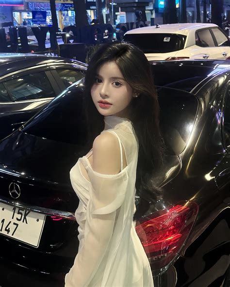 89 Ảnh Nguyễn Lê Mỹ Chi bikini khoe nhan sắc xinh đẹp