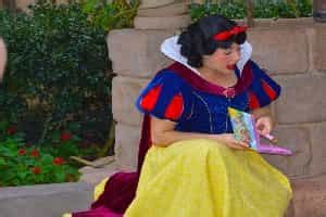 Top Disney Princesses And Where To Meet And Greet Them At Disney World ...