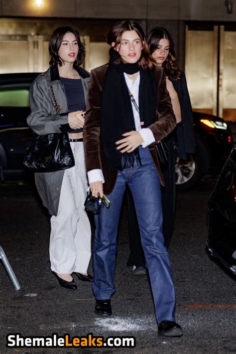 Gracie Abrams Gracieabrams Leaked Nude OnlyFans Photo ShemaleLeaks