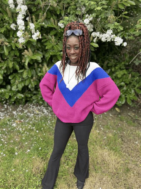 Interview With Singer/Songwriter Luna Bby - Muzique Magazine