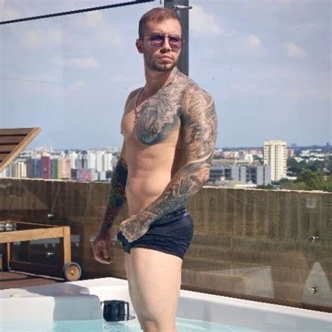 Beautiful Blonde Vane Medina Fucks In The Hot Tub Bouncing Her White Ass Brian Evansx Xhamster