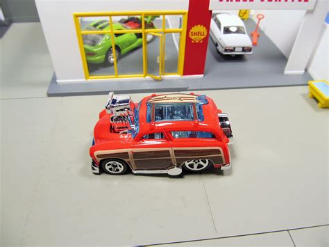 Hot Wheels Surf N Turf