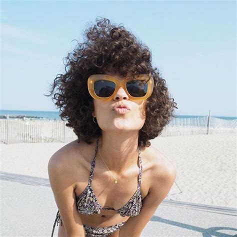 Hot Sexy Juliana Horner Bikini Pics