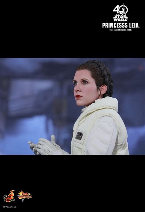 Princes Leia Aus Dem Star Wars Film The Empire Strikes Back Von Hot Toys Carrie Fischer Mms