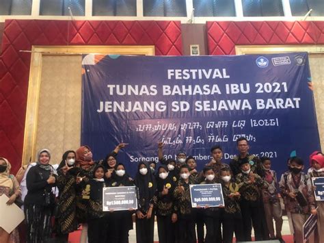 Dua Siswa SD Di Bandung Barat Raih Prestasi Di Festival Tunas Bahasa