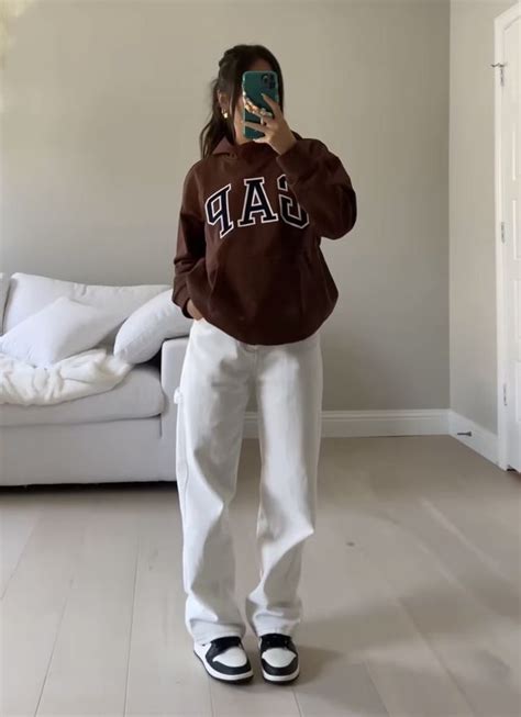 Polina🫧content creator, Moscow (@polinaairr) • Instagram photos and ...