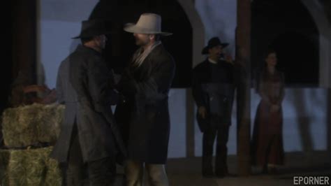 Sensual Outdoor Pussy Licking Foxy Lady