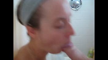 Real Amateur Sucks Cock XNXX