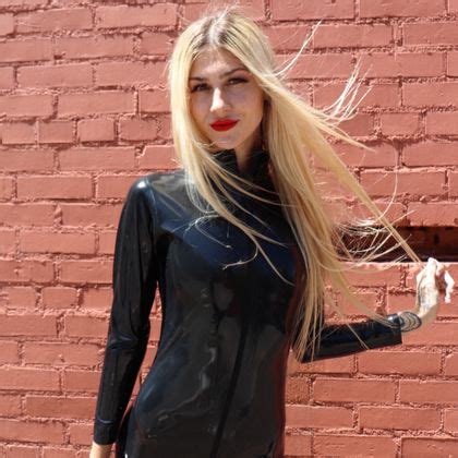 Best Hot Princess Chelsea OnlyFans Accounts FansMetrics