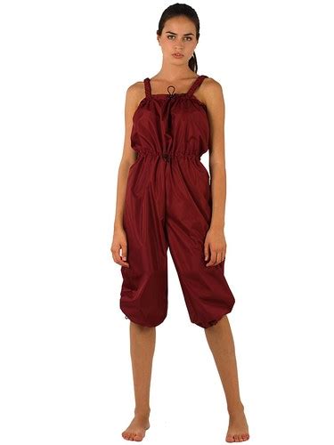 Комбинезон укороченный с эффектом сауны