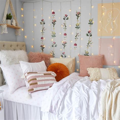 College Dorm Room Wall Decorating Ideas Shelly Lighting