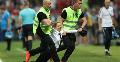 После акции Pussy Riot в Лужниках полиция составила протоколы